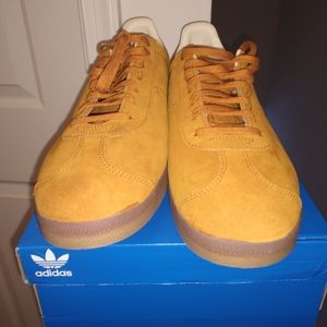 New Adidas Originals Gazelle Trainers in Craft Ochre